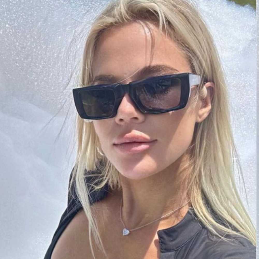 Khloe Kardashian Faces Backlash Over 'Blackfishing' Allegations After Darkened Tan Sparks Controversy Khloe Kardashian Faces Backlash Over 'Blackfishing' Allegations After Darkened Tan Sparks Controversy