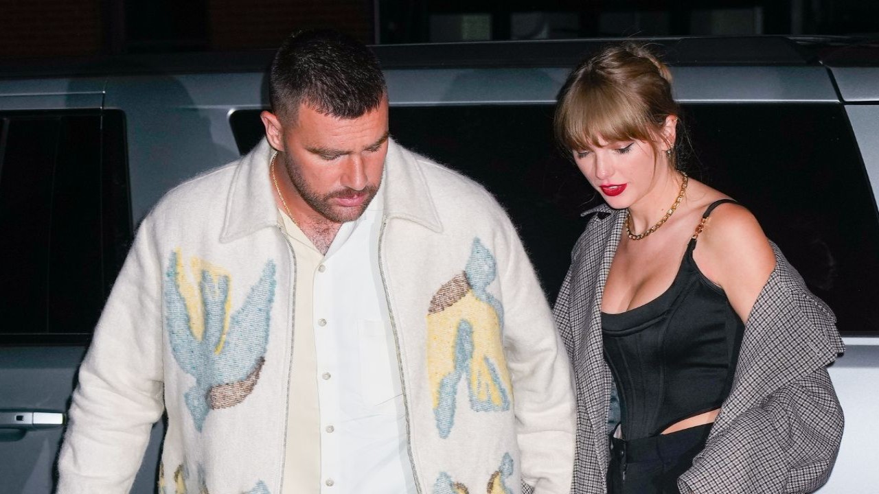 Travis Kelce and Taylor Swift (PC: Getty Images)