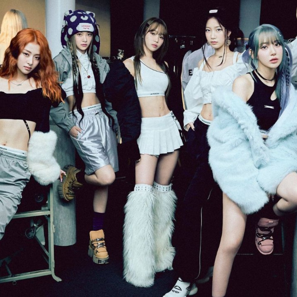 LE SSERAFIM teases Make It Look Easy documentary mapping tough journey as K-pop stars; ...