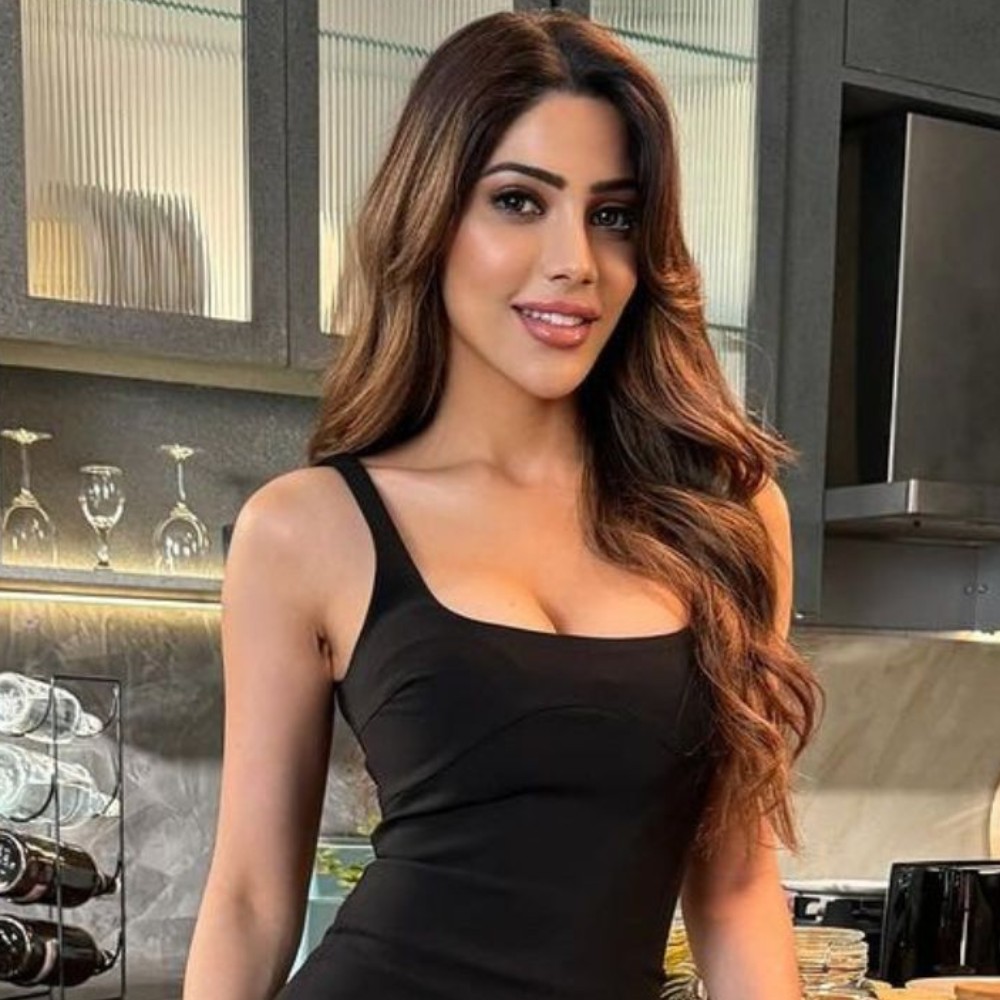 PICS: Bigg Boss 14’s Nikki Tamboli goes bold again in black tube top; Fans call her ‘ho...
