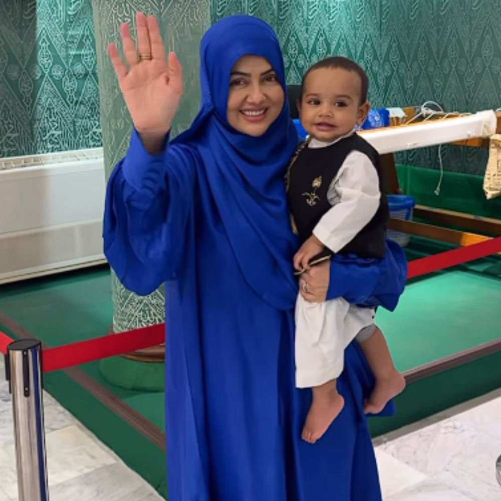 Bigg Boss 6 fame Sana Khan reveals one-year-old son’s face in adorable Hajj pilgrimage ...