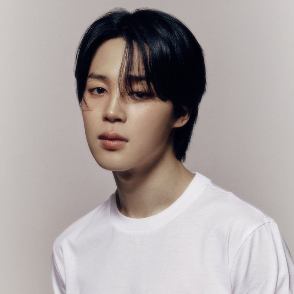 When BTS' Jimin had priceless reaction to being greeted by 'Taehyung's wife' during liv...