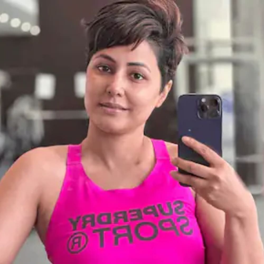 Hina Khan expresses gratitude to fans globally for immense love as she battles breast c...