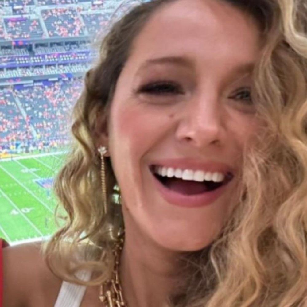 Blake Lively Embraces Being Called A Crown Straightener As The Ultimate Compliment; DEETS Blake Lively Embraces Being Called A Crown Straightener As The Ultimate Compliment; DEETS