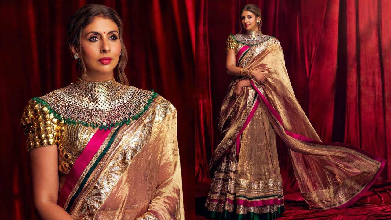 Shweta’s AJSK gold tissue ghagra look (PC: Abu Jani Sandeep Khosla, Rohn Pingalay Instagram)