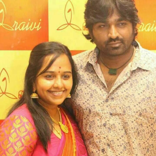Vijay Sethupathi and his wife (PC: Actor Kayal Devaraj X)