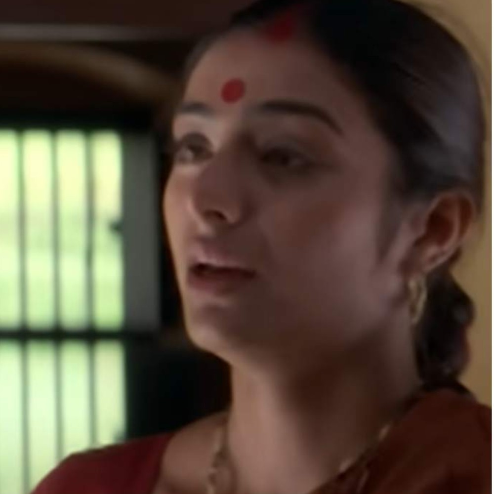 Tabu on how Priyadarshan poured coconut oil on her hair during Virasat shoot; recalls she didn't have to do hairstyling Tabu on how Priyadarshan poured coconut oil on her hair during Virasat shoot; recalls she didn't have to do hairstyling