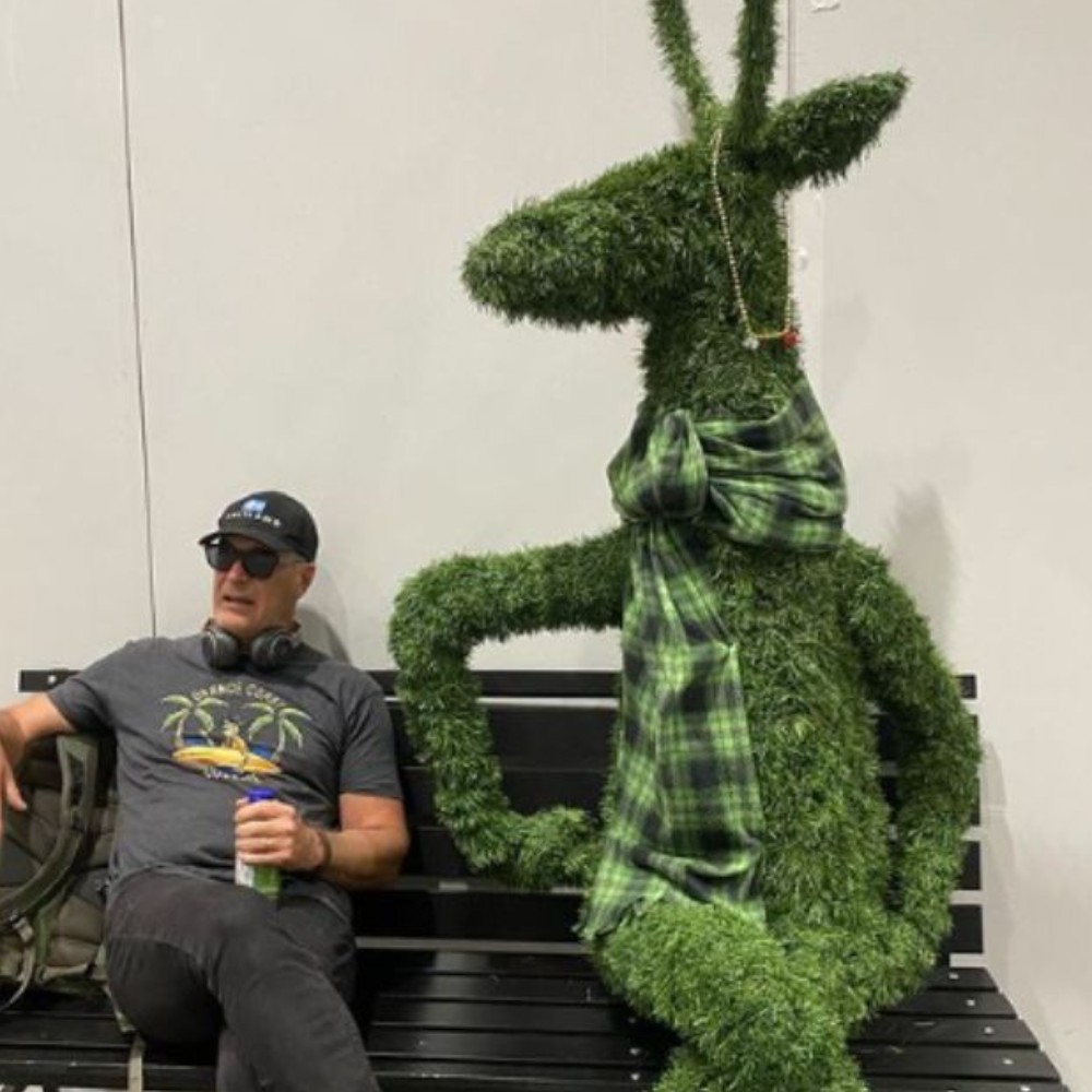 Patrick Warburton Reveals Ellen DeGeneres Confronted Him When He Declined To Appear In Her Sitcom Ellen