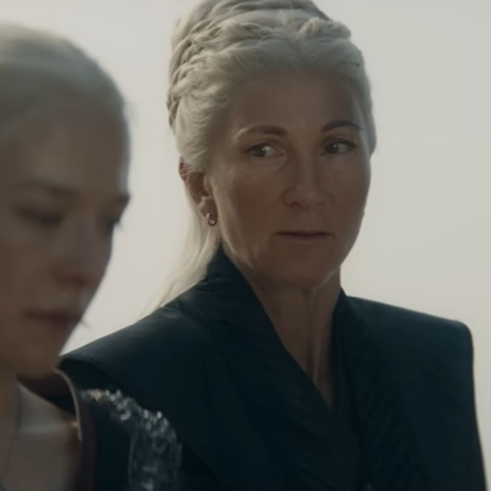 House Of The Dragons Season 2 Episode 4: How Does Rhaenys Targaryen Die? Eve Best Explains Difference Between Fire And Blood Show  House Of The Dragons Season 2 Episode 4: How Does Rhaenys Targaryen Die? Eve Best Explains Difference Between Fire And Blood Show