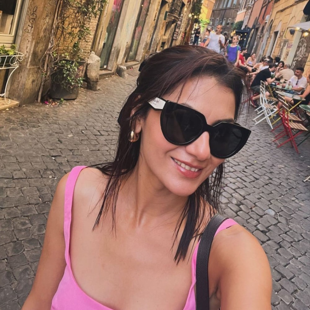 Kaise Mujhe Tum Mil Gaye’s Sriti Jha shares breathtaking vacation PIC to take our Monday blues away Kaise Mujhe Tum Mil Gaye’s Sriti Jha shares breathtaking vacation PIC to take our Monday blues away