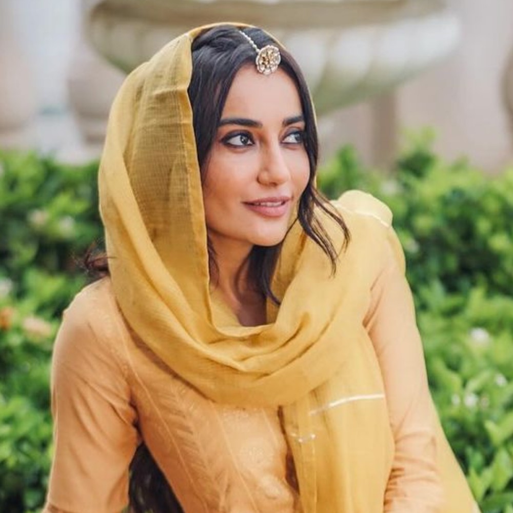 Surbhi Jyoti in stunning yellow sharara set is the ray of sunshine we need on a gloomy day; can you guess its price? Surbhi Jyoti in stunning yellow sharara set is the ray of sunshine we need on a gloomy day; can you guess its price?