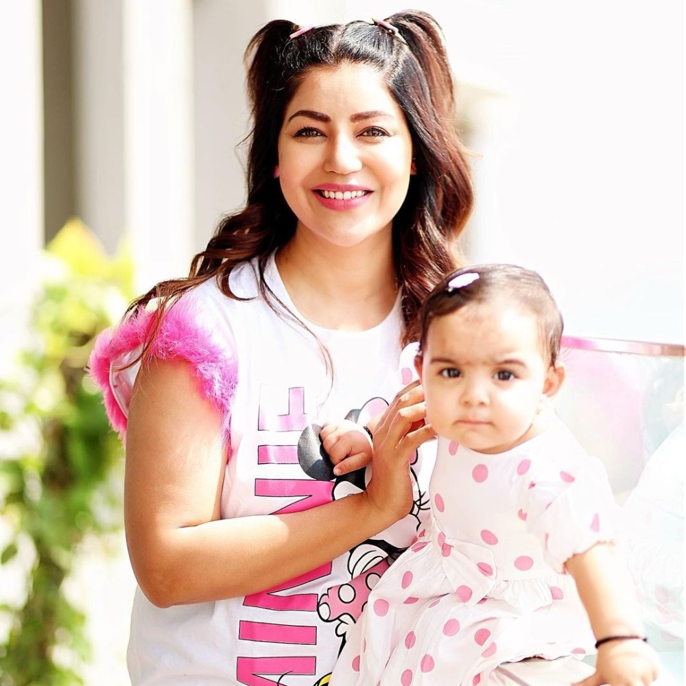 Debina Bonnerjee shares her inspiring weight loss journey; actress has lost 10 kilos wi...