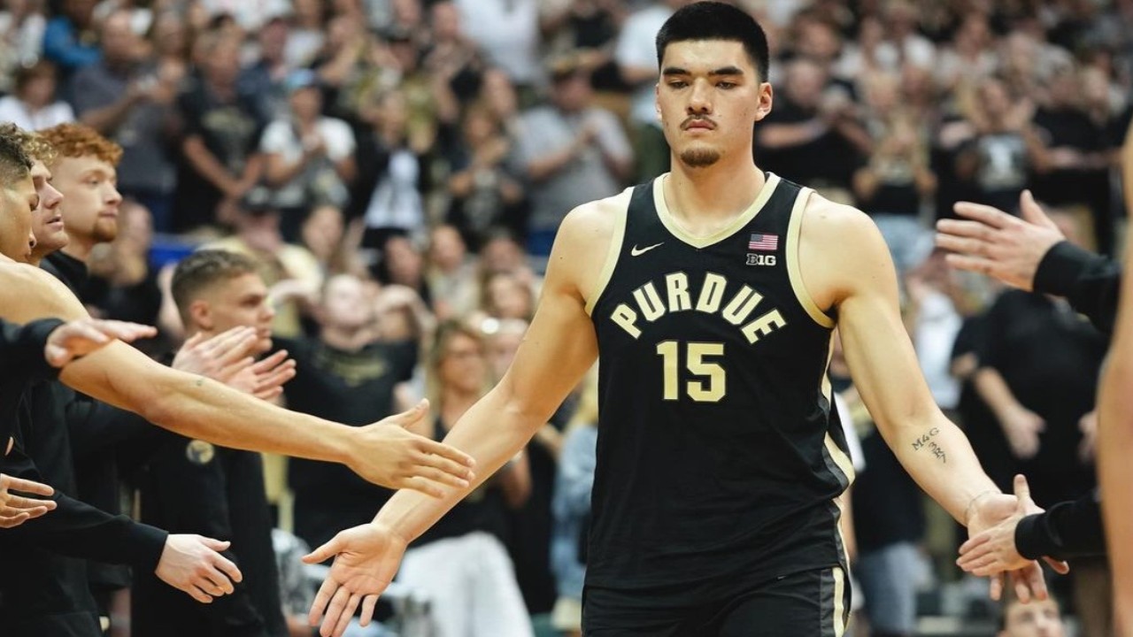 What Happened to Zach Edey? Grizzlies’ Rookie Ankle Injury Update After Mid Game Exit vs Pelicans