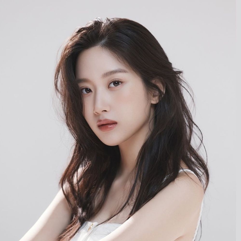 True Beauty star Moon Ga Young signs exclusive contract with new agency; Details True Beauty star Moon Ga Young signs exclusive contract with new agency; Details