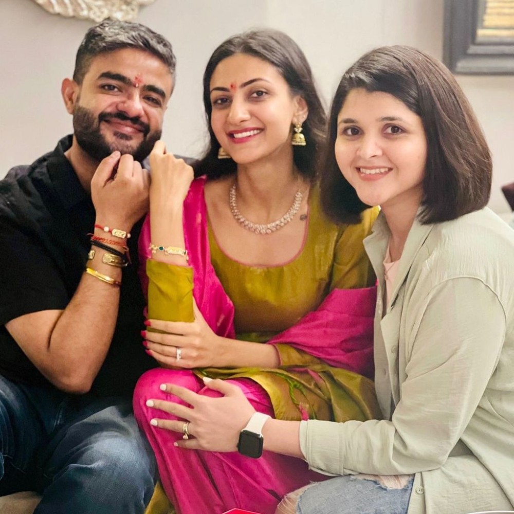 Mannara Chopra's sister Mitali Handa drops PICS with Priyanka Chopra's brother Siddhart...