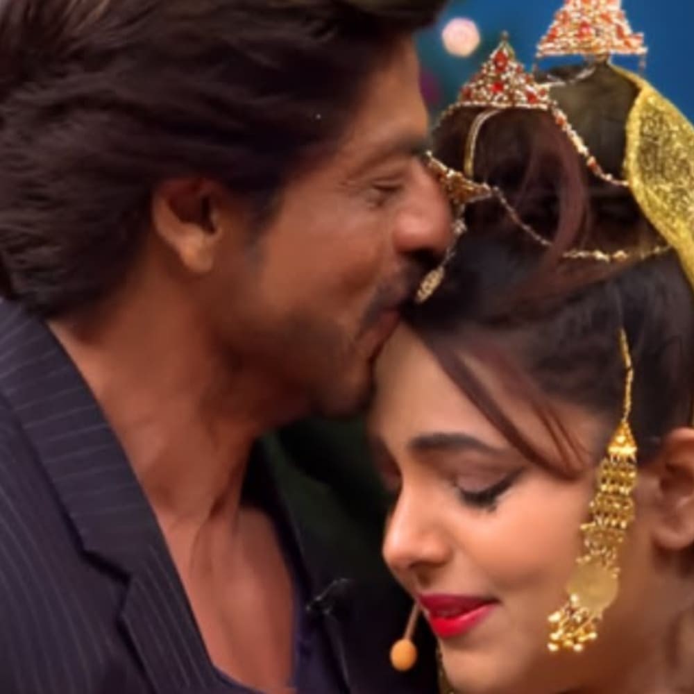 THROWBACK: When Shah Rukh Khan made Sugandha Mishra CRY for THIS reason on The Kapil Sh...