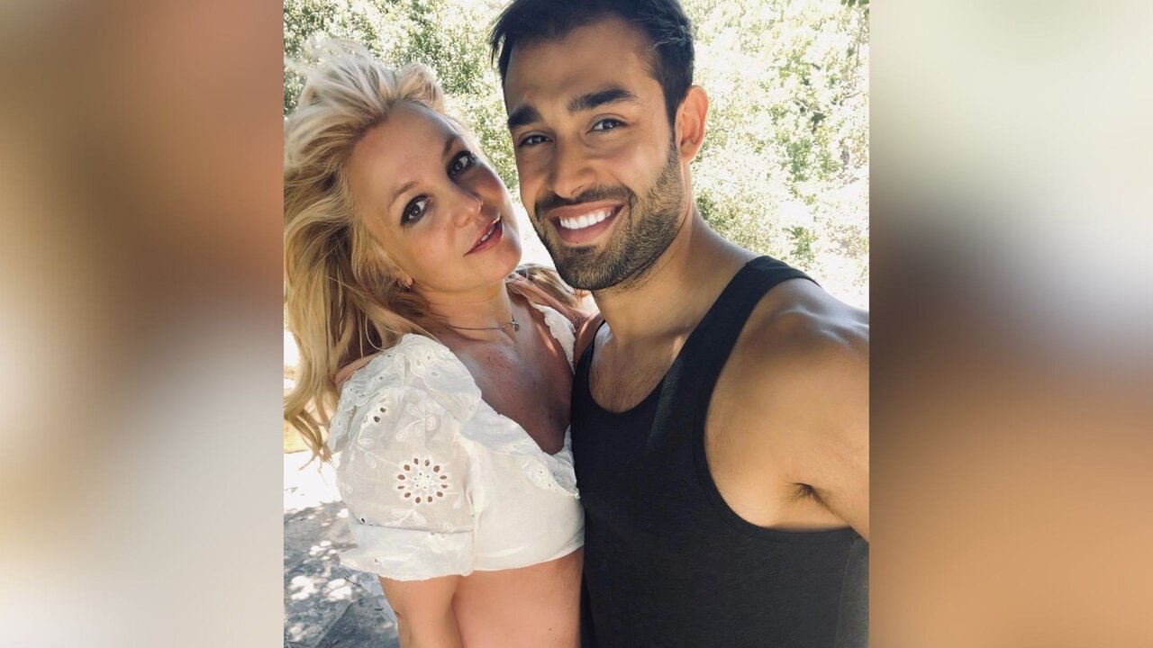 Britney Spears and Sam Asghari (PC: Instagram/samasghari)