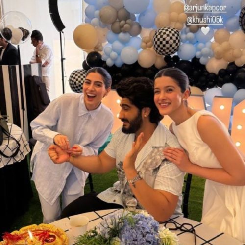 Picture Courtesy: Khushi Kapoor/Instagram 