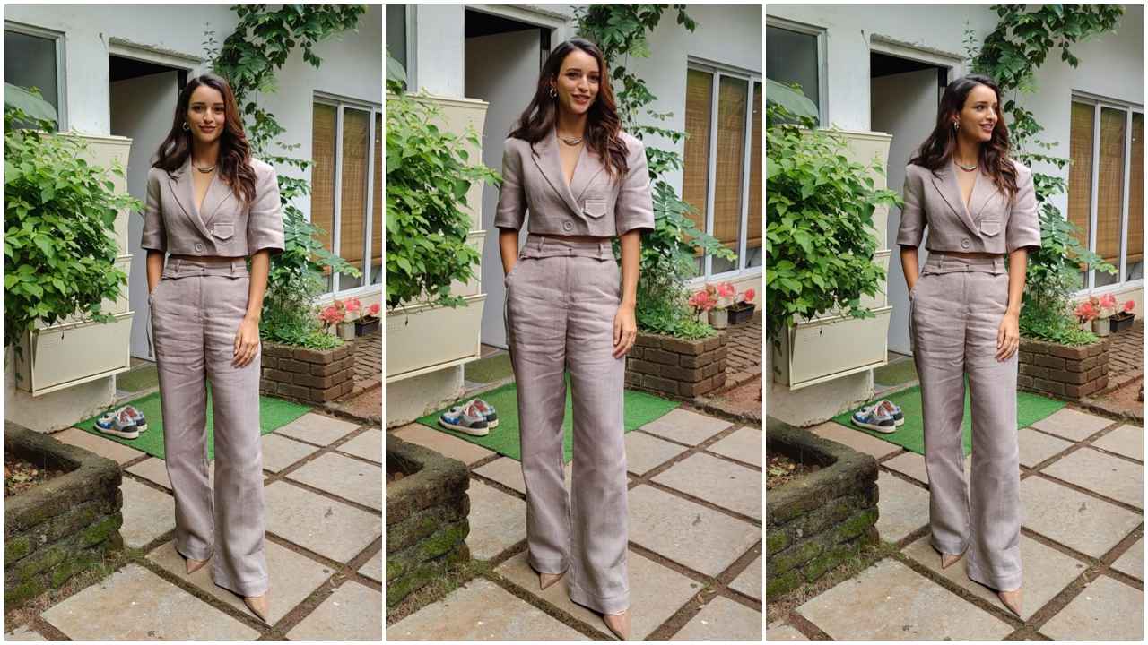 Triptii Dimri’s formal look in gray crop blazer with classy pants and pumps is making us say ‘Tauba Tauba’ (PC: APH Images)