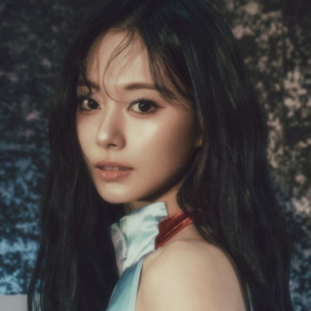 Is TWICE's Tzuyu participating in Archery at Paris Olympics? ISAC clip goes VIRAL as si...