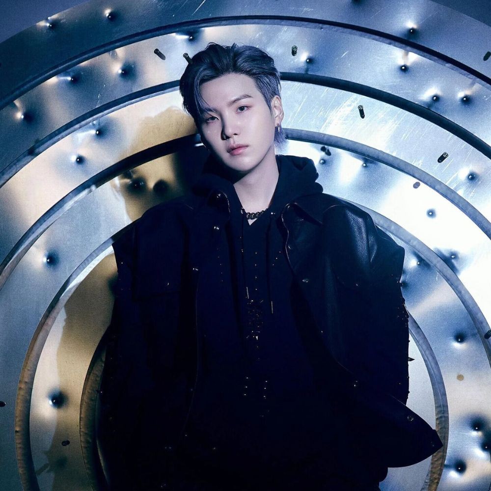 Did SUGA, Jin, J-Hope and V visit BTS' fan cafe after his DUI police investigation? Her...