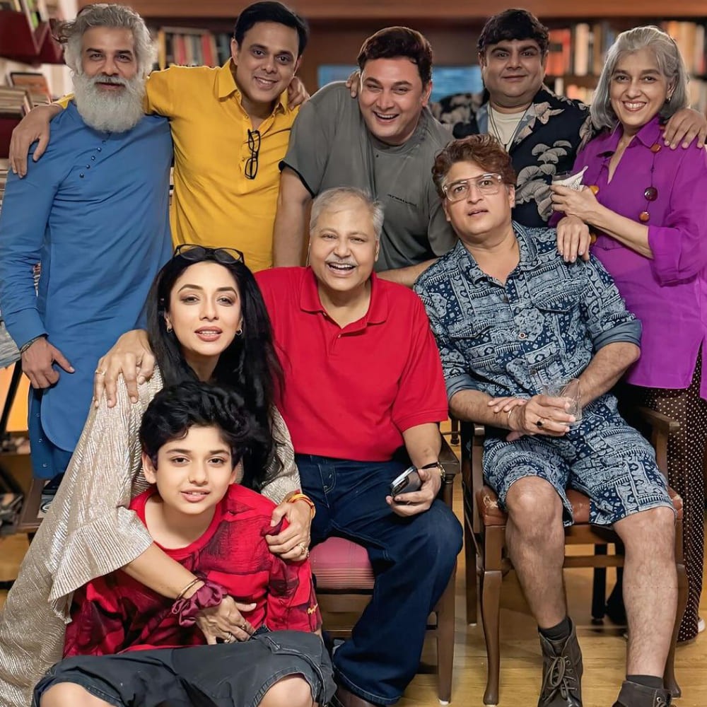 Anupamaa's Rupali Ganguly shares PICS with Sarabhai vs Sarabhai cast; uses FRIENDS titt...