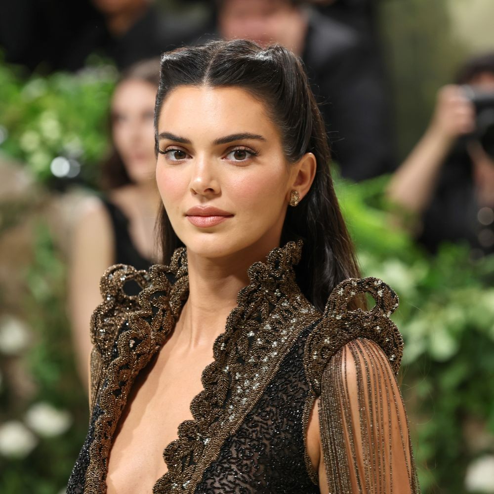Kendall Jenner’s Diet And Workout Plan: Here’s All You Need to Know Kendall Jenner’s Diet And Workout Plan: Here’s All You Need to Know