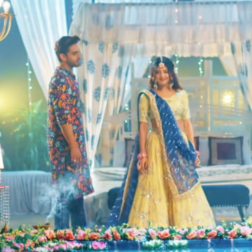 Yeh Rishta Kya Kehlata Hai Update, August 29: Abhira enchants Armaan with her getup as ...