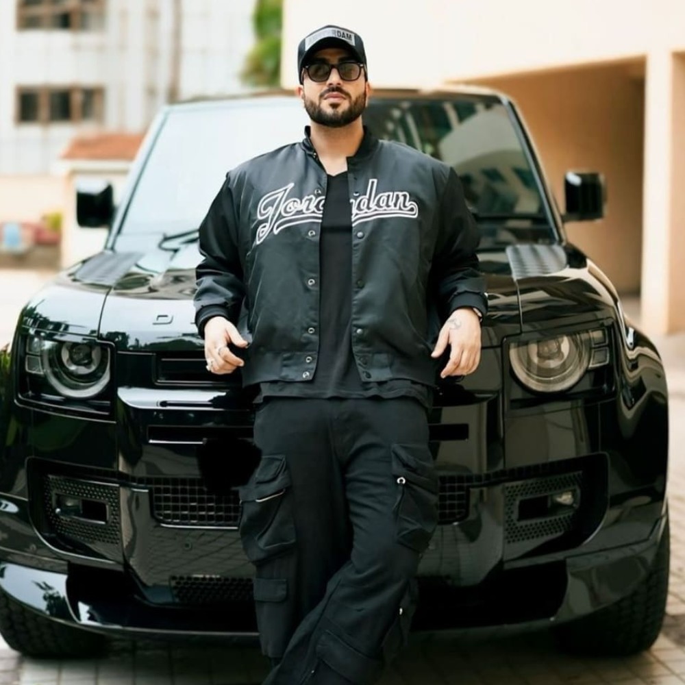Bigg Boss 14’s Aly Goni buys luxurious car; poses with his new swanky purchase Bigg Boss 14’s Aly Goni buys luxurious car; poses with his new swanky purchase