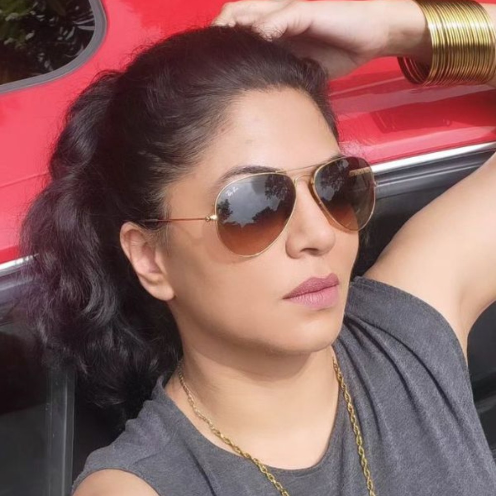 Kavita Kaushik calls Amitabh Bachchan 'bhagwan' after watching his performance in Kalki...