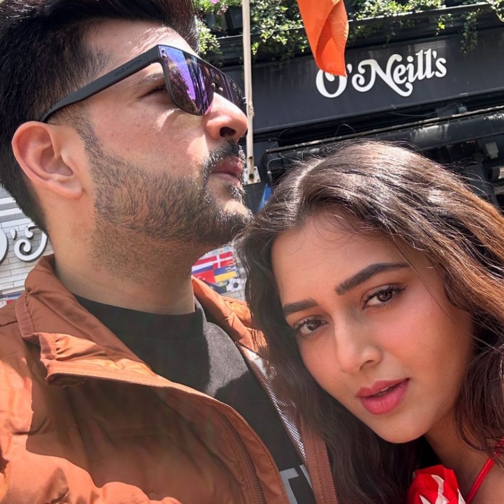 Tejasswi Prakash makes a case in white; Karan Kundrra's comment can easily win him Inst...