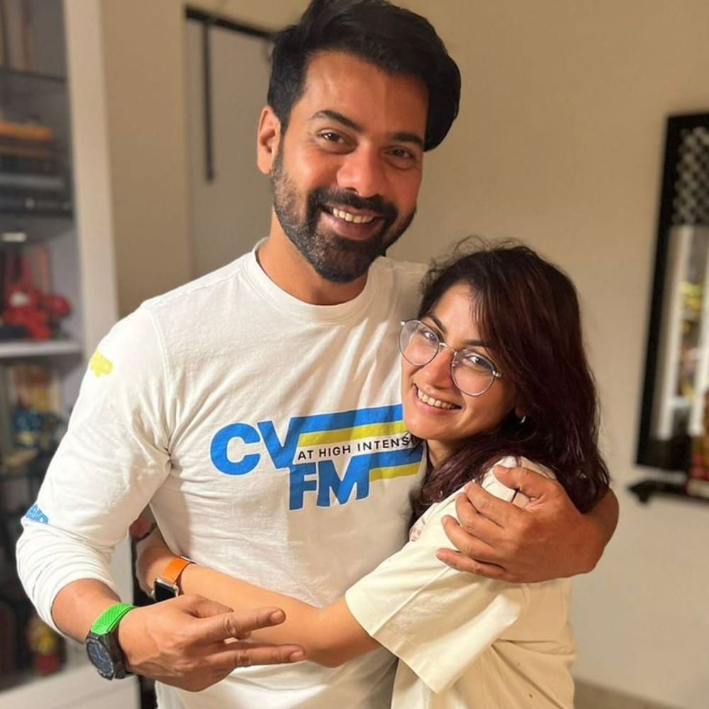 WATCH: Kumkum Bhagya actress Sriti Jha pens sweet and quirky birthday wish for 'coolest...