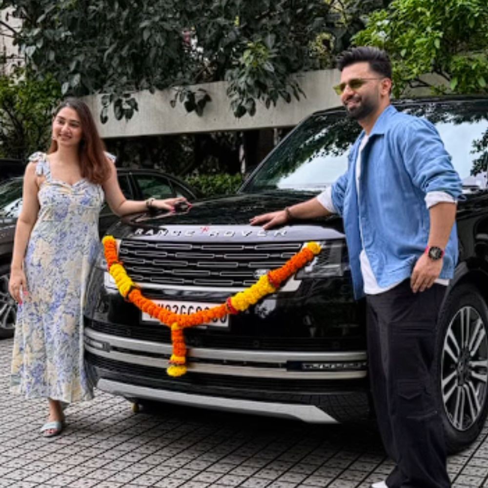 Bigg Boss 14's Rahul Vaidya buys swanky SUV worth crores; Disha Parmar congratulates hubby and shares PIC Bigg Boss 14's Rahul Vaidya buys swanky SUV worth crores; Disha Parmar congratulates hubby and shares PIC