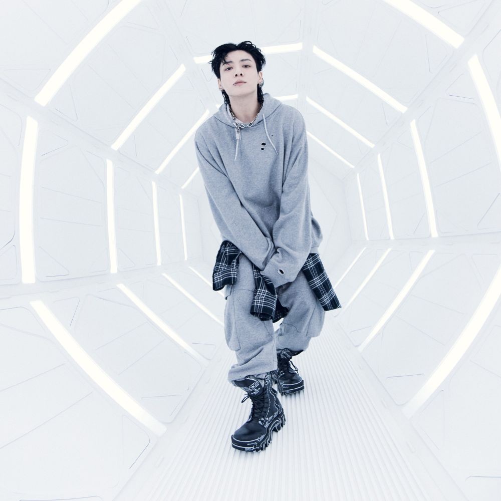 HYBE staffers allegedly get caught ridiculing BTS' Jungkook after his Instagram posts s...