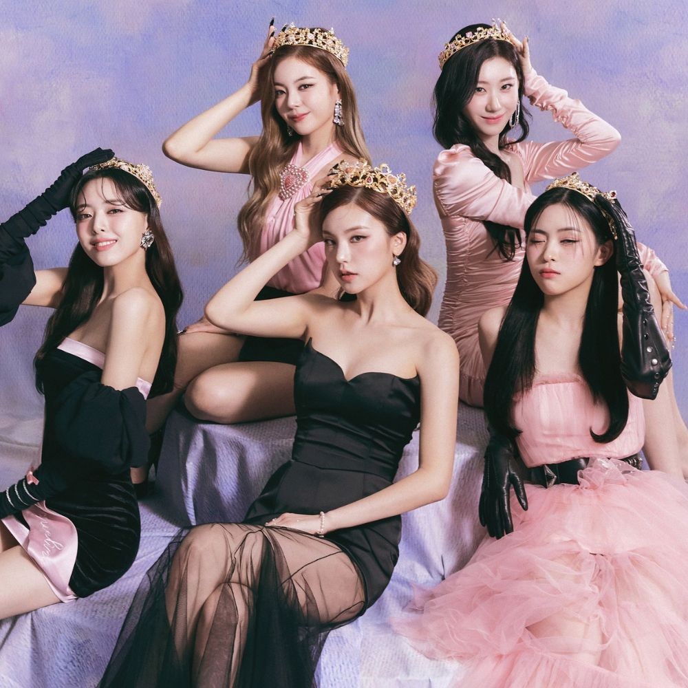 ITZY unveils GOLD track list featuring Stray Kids' Changbin; announces comeback on Octo...