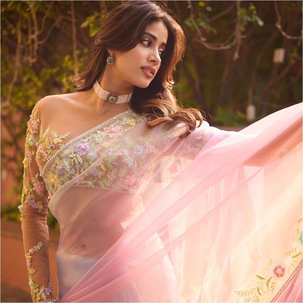 Janhvi Kapoor's pastel-hue custom saree by Manish Malhotra screams 'When you can't eat ...