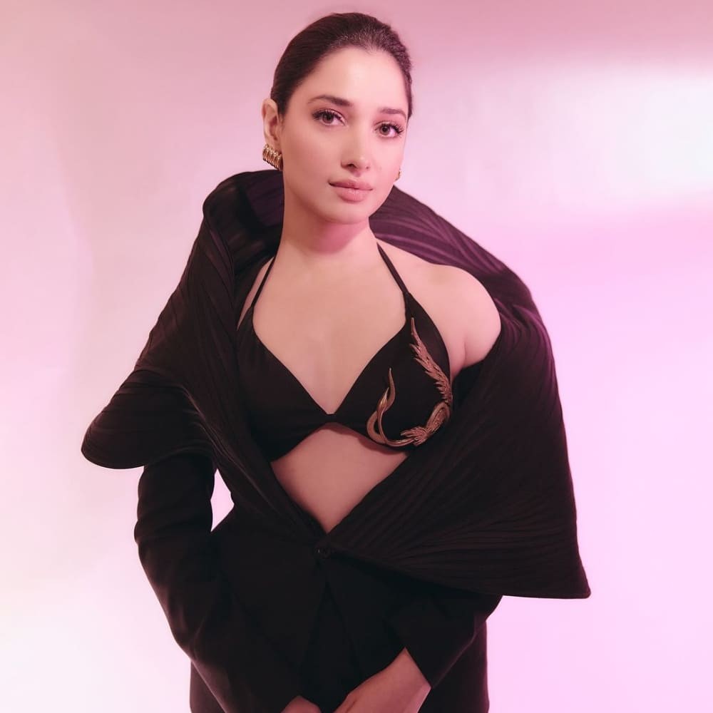 Tamannaah Bhatia’s look in black with Serpentine bustier by Gaurav Gupta screams BOLD, ...