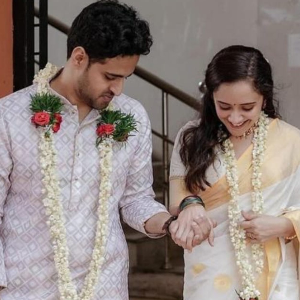 Playback singer and actress Anju Joseph gets married for second time, shares beautiful ... Playback singer and actress Anju Joseph gets married for second time, shares beautiful ...