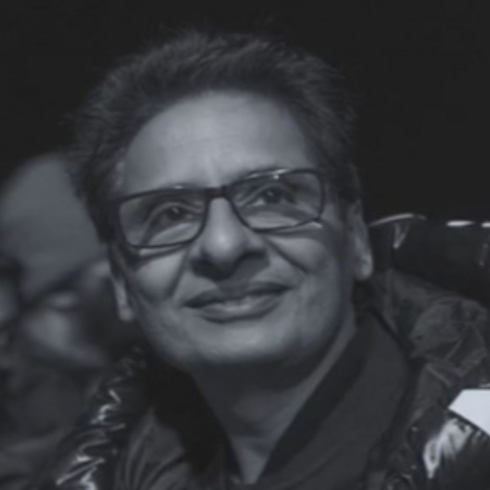 Bade Miyan Chote Miyan Row: Police lodge Vashu Bhagnani's FIR against Ali Abbas Zafar f... Bade Miyan Chote Miyan Row: Police lodge Vashu Bhagnani's FIR against Ali Abbas Zafar f...