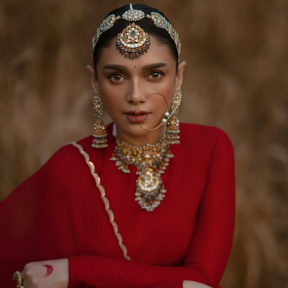 Aditi Rao Hydari's 4 ever-so-effortless wedding looks; spotlight-stealing Sabyasachi le... Aditi Rao Hydari's 4 ever-so-effortless wedding looks; spotlight-stealing Sabyasachi le...