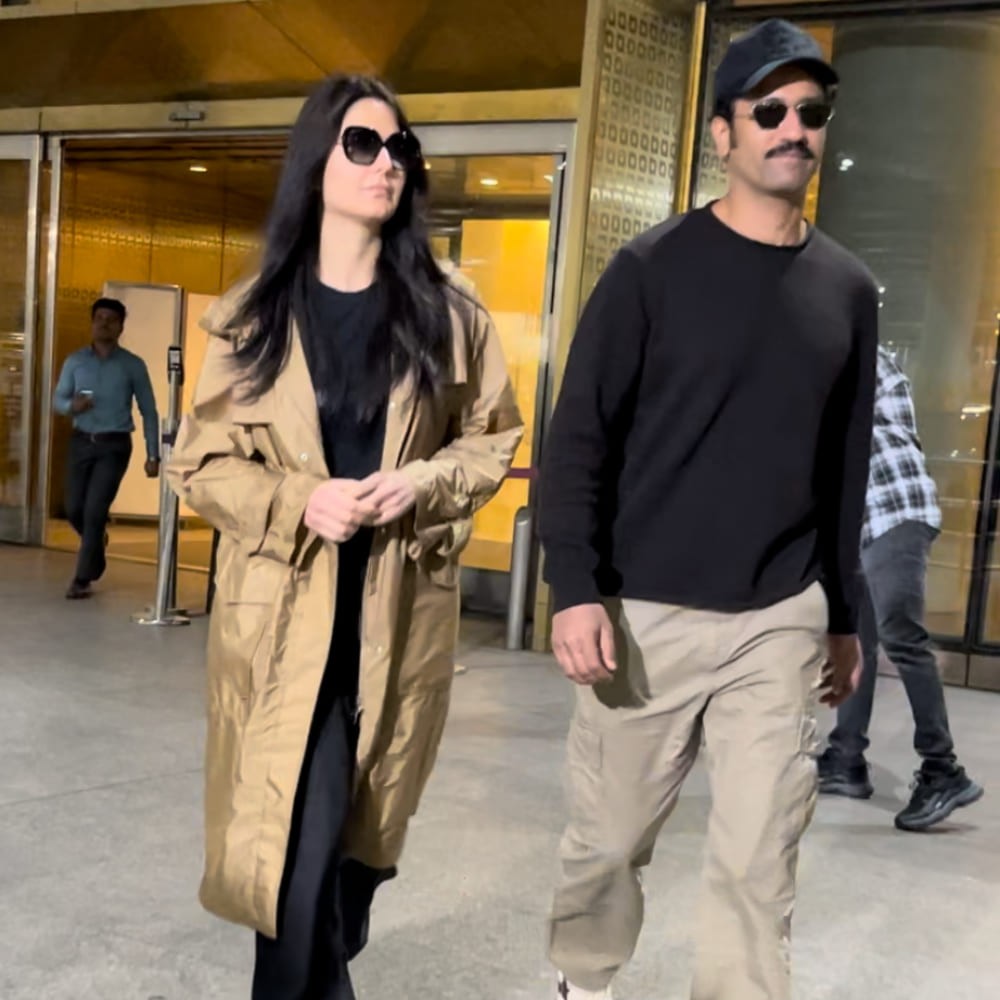 Katrina Kaif and Vicky Kaushal’s matching airport looks in black outfits are proof that... Katrina Kaif and Vicky Kaushal’s matching airport looks in black outfits are proof that...