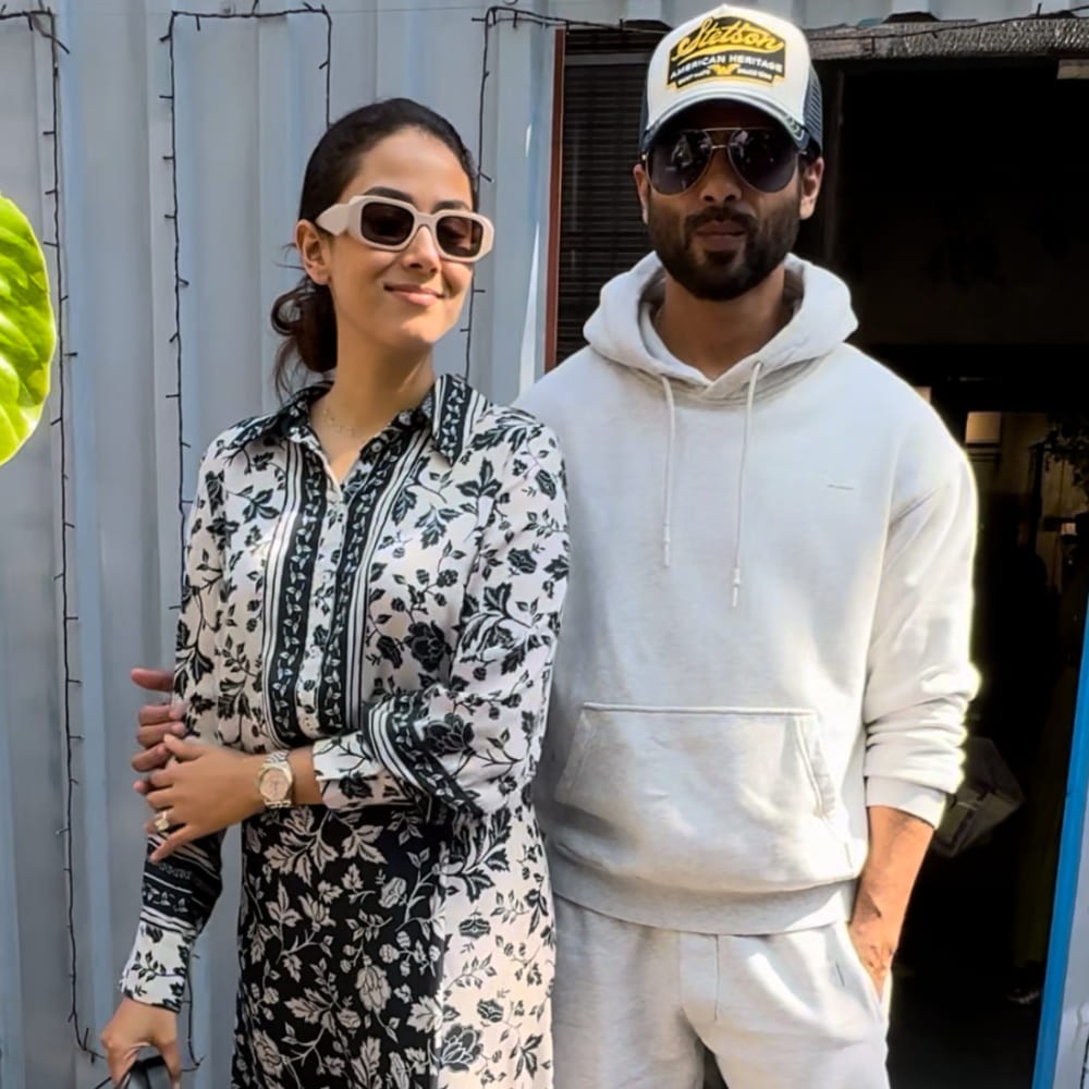 Mira Rajput in her co-ord set is here to teach us that florals aren’t just for spring Mira Rajput in her co-ord set is here to teach us that florals aren’t just for spring