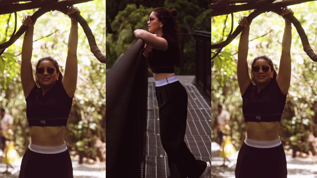 Sara Tendulkar is on vacation in Australia and her outfits are making us want to take one too.
