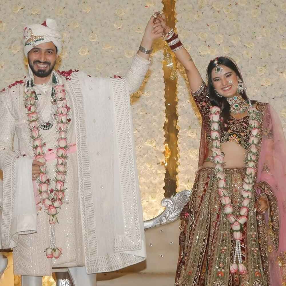 Jaane Anjaane Hum Mile actress Ayushi Khurana ties knot with Suraj Kakkar; Jayati Bhati... Jaane Anjaane Hum Mile actress Ayushi Khurana ties knot with Suraj Kakkar; Jayati Bhati...