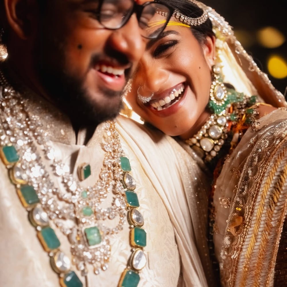  PV Sindhu radiates grace as a South Indian bride in a Manish Malhotra ivory saree with...