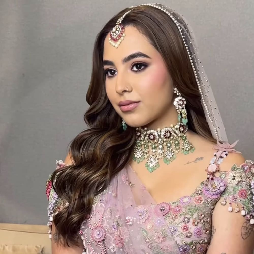 Aaliyah Kashyap turns into a beautiful pastel bride in Tarun Tahiliani’s floral lehenga... Aaliyah Kashyap turns into a beautiful pastel bride in Tarun Tahiliani’s floral lehenga...