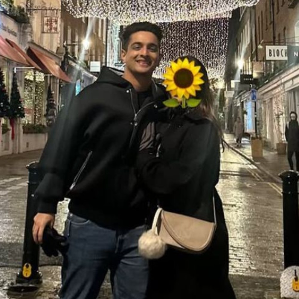 Ranveer Allahbadia's PIC with mystery girl goes VIRAL; is he dating Sasural Simar Ka ac... Ranveer Allahbadia's PIC with mystery girl goes VIRAL; is he dating Sasural Simar Ka ac...