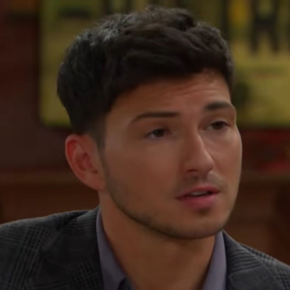 Days Of Our Lives Spoilers: Will Hope Uncover Doug III’s Necklace Theft? Days Of Our Lives Spoilers: Will Hope Uncover Doug III’s Necklace Theft?