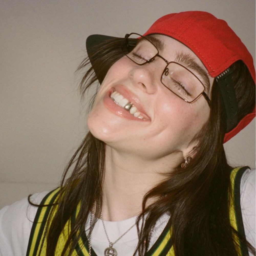 Billie Eilish Compares Her Social Media Usage To Cigarettes, Calls It 'Addictive' And '... Billie Eilish Compares Her Social Media Usage To Cigarettes, Calls It 'Addictive' And '...