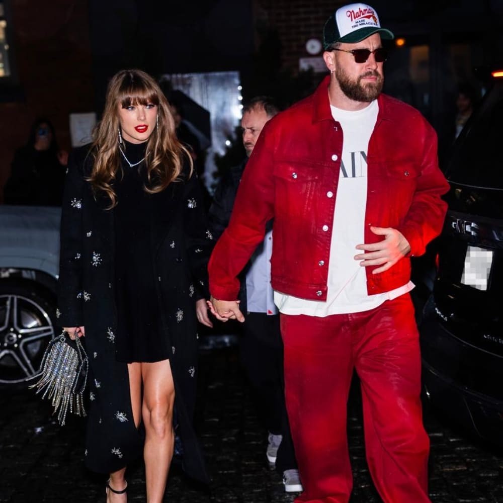 Taylor Swift gives her date night with Travis Kalce a runway twist with corset dress and black embellished coat worth Rs 1,33,500 Taylor Swift gives her date night with Travis Kalce a runway twist with corset dress and black embellished coat worth Rs 1,33,500